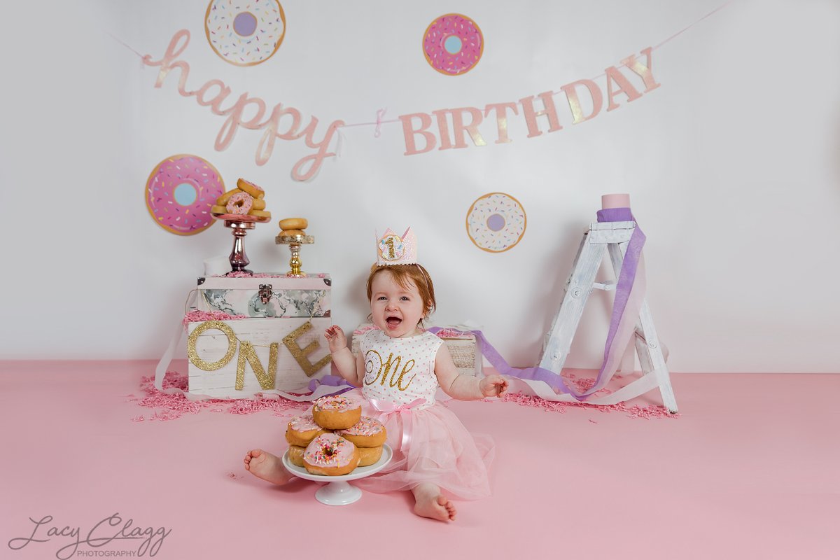 lacyclagg's tweet photo. A donut smash is a waaaaaaay better idea than a cake smash lol At least when the adults get to eat all the leftovers! Big thanks to @jacksdonutsbrownsburg &amp; @angelaganotes amazing team for making some amazing special order donuts! https://t.co/x1aCAGGLQT
