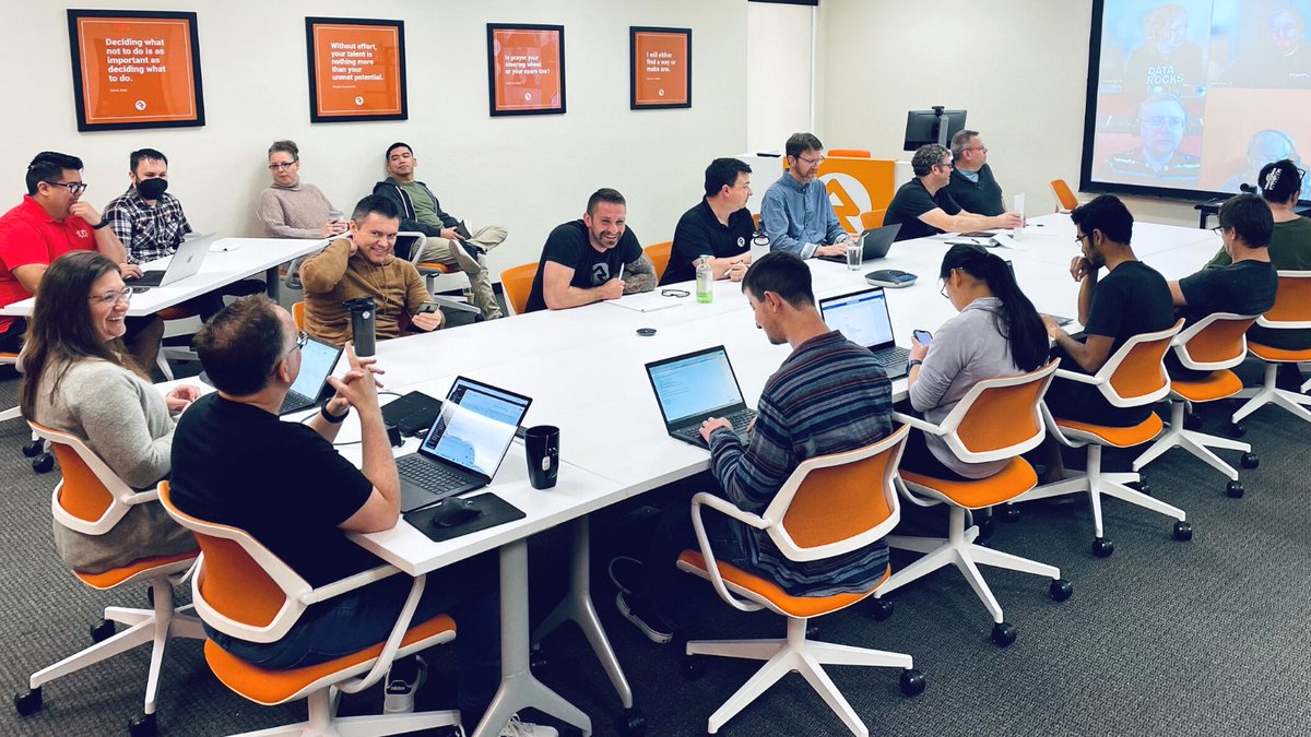 triumphmtech's tweet photo. Digital ministry isn't just a trend – it's a vital part of the future of the church. Today we discussed the opportunities for churches to expand their reach and impact in ways they never thought possible. #TriumphTech #DigitalMinistry https://t.co/eRisdc1EDV