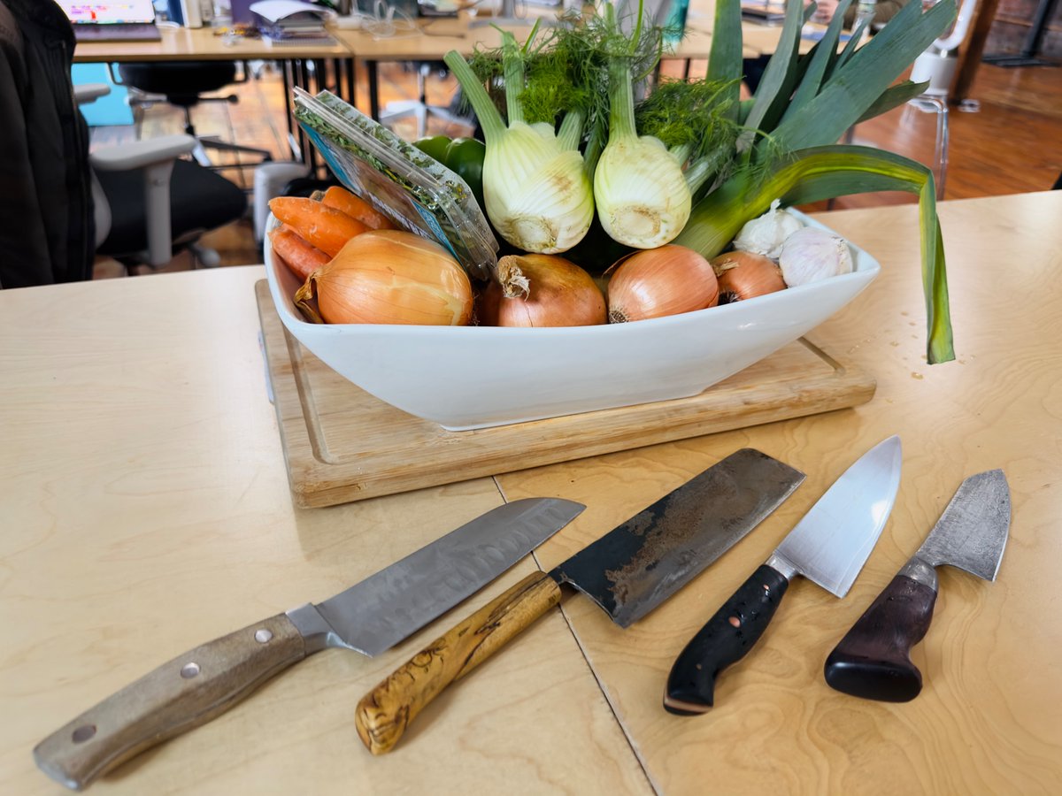 19 Ideas tweet media