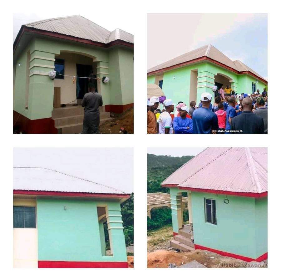 SultanOfTheCon1's tweet photo. @ed_onoja at a time through the magnanimity of his Boss @OfficialGYBKogi displayed Kindness &amp; Humanity by donating a 2 Bedded Bungalow  to the Mother of a late Medical Doctor who died of Lassa Fever. 

He is a Diverse Leader
KOGI "2023"
@AgeneZeek
@KogiOnlineNG
@TVC https://t.co/K4WvAS422v