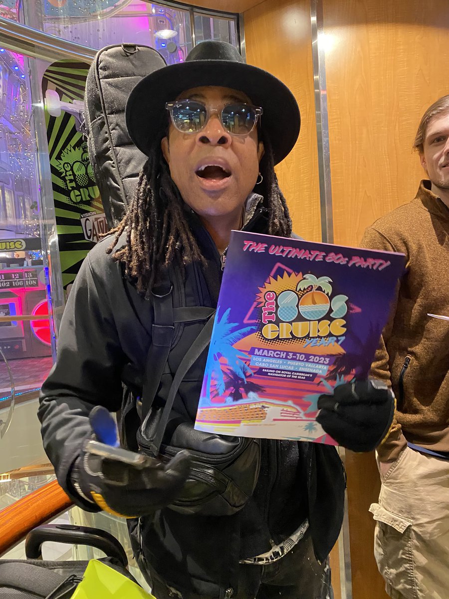 DougWimbish's tweet photo. On board @The80sCruise with @LivingColour 🚢

Great to have @vurnt22 &amp; my tech extraordinaire Jeff Cummings along with us!

@RoyalCaribbean #navigatoroftheseas #80scruise #partyontheboat  #bassist @MONOcreators #monom80dualbass #monocreators https://t.co/4Z2IjZ9feG