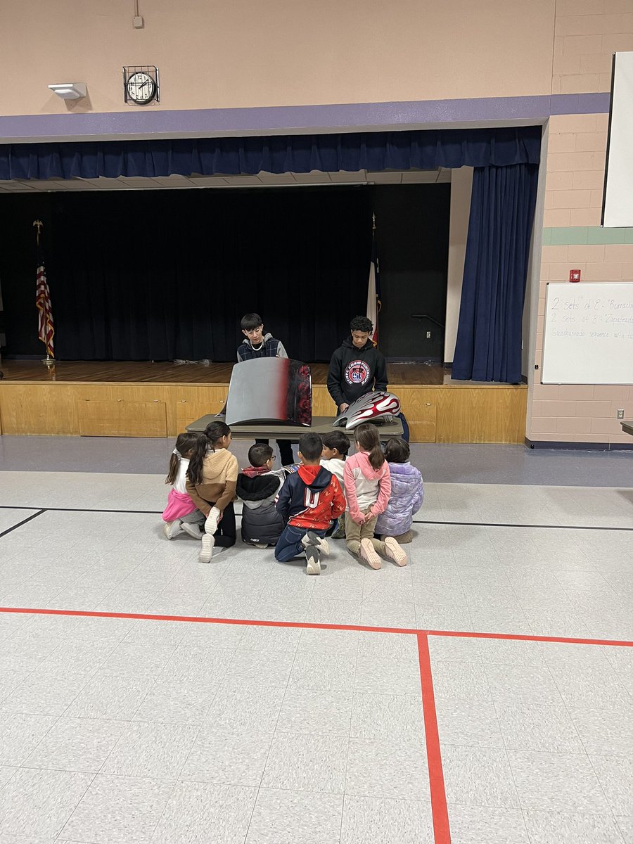 CTE_Counselor's tweet photo. Thank you Mr. Medrano and @REL_Washington for having us at your @OurCareerCenter Career Day for your students! We were the exclusive attendees yesterday and the Explorers were awesome!! @welding_yisd @BrendaChR1 https://t.co/neYq2Aq66c