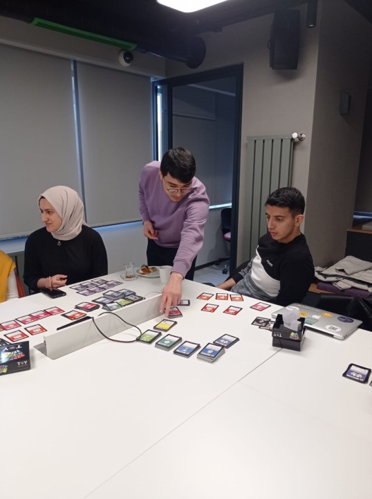 Gamification Decards tweet media
