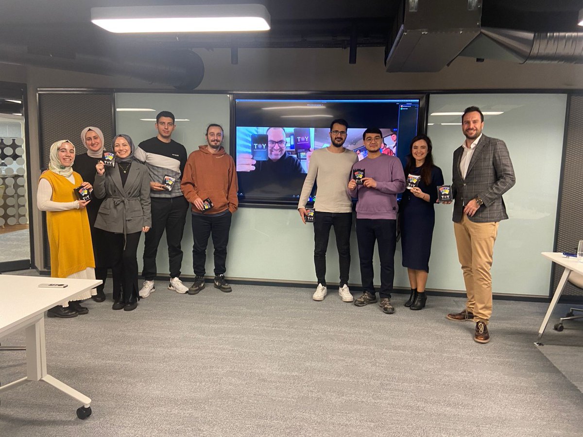 Türkiye'nin ilk #gamification #oyunlaştırma kartları TOY Gamification Decards geçtiğimiz ayki fonlaması sonrasında artık kurumlarda kullanılmaya başlandı.
Detaylı bilgi için: gamificationdecards.com