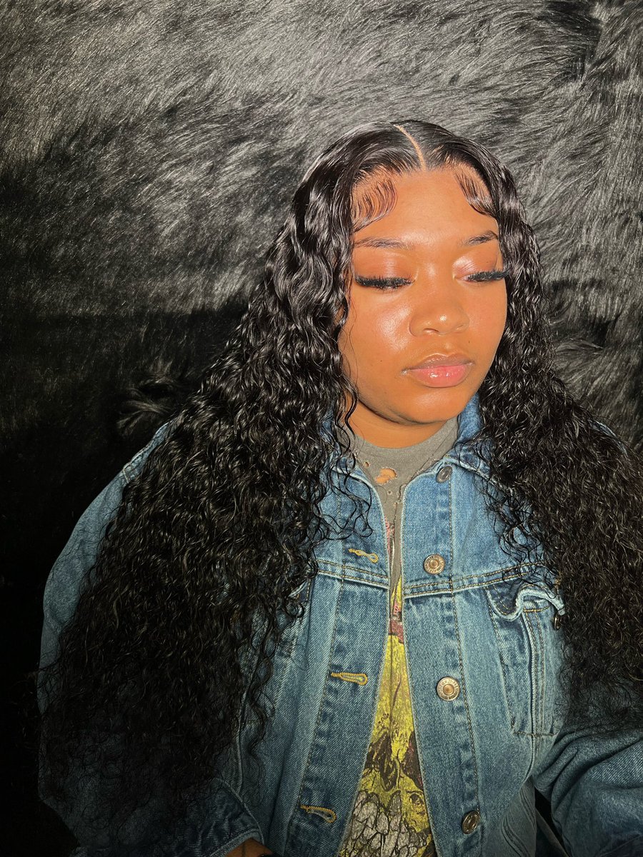Saniaya_'s tweet photo. I guess I’ll promote on here! 🥹 follow my ig @_stylesxnajee https://t.co/AmhTmNUAYM