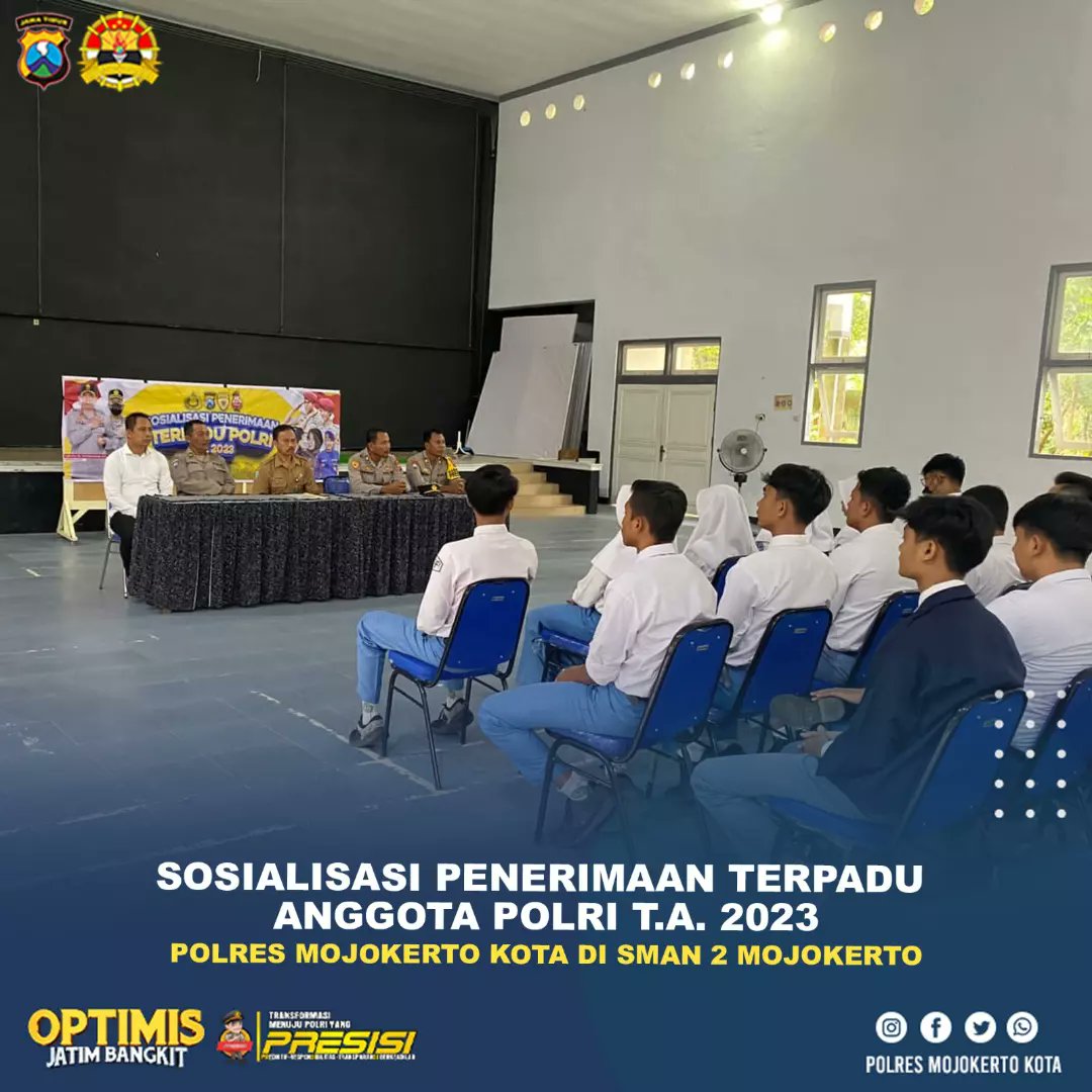HendikTimoti's tweet photo. Sosialisasi penerimaan terpadu anggota Polri T.A 2023 Polres Mojokerto Kota di SMAN 2 Mojokerto
___
"Jadilah Polisi Yang Baik dan Jangan Sakiti Hati Masyarakat”
___
DM atau Tag @polres_mojokerto_kota
.
#PenerimaanTerpaduPolri2023
#Betah
#PenerimaanPolri
#Mojokerto https://t.co/8FImabCONf