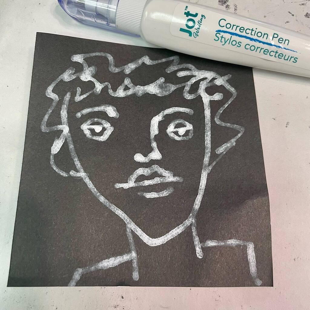 CraftyHope's tweet photo. Day 10 of #making100faces for #the100dayproject 

Using what was handy. 

#100dayproject #the100dayproject2023 #makingfaces #facedoodle #correctionpendoodle #blackandwhite https://t.co/436ShSPLLp https://t.co/DwFDAURqRr