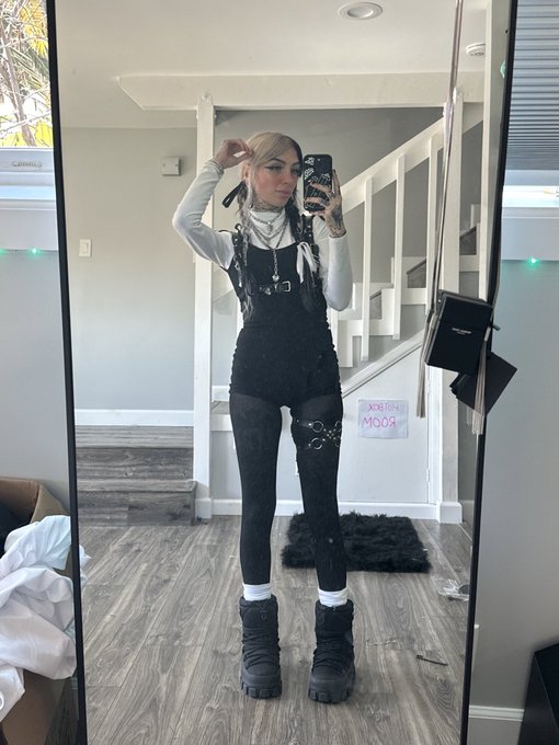 CruellaMorgan / cruellamorgan Nude Leaked OnlyFans Photo