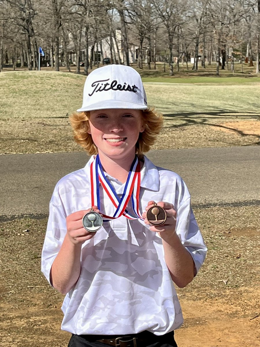 Placed 3rd individually with a 84 at pinnacle. 
.
.
.
#golf #collegegolf #uncommitedgolf #golfswing