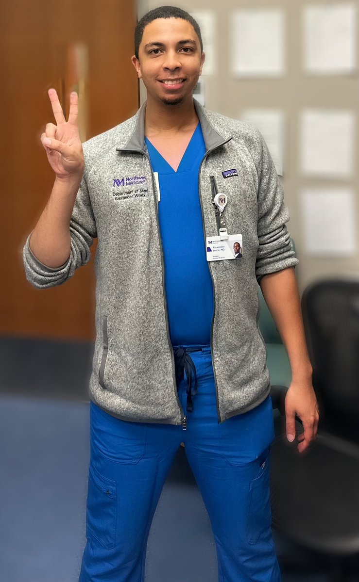 My first day on VA wards happened to be #DressInBlueDay. Glad to observe #ColorectalCancerAwarenessMonth and remind ourselves that #45isTheNew50. 

Colorectal cancer is the third deadliest cancer in the nation although it is preventable, beatable, and treatable. @blackingastro