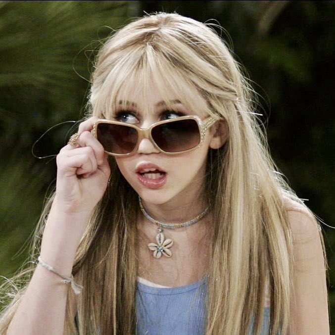 MileyEdition's tweet photo. Miley Cyrus x Disney     Miley Cyrus x Disney
March 2006                      March 2023 https://t.co/48DHIHNQKm