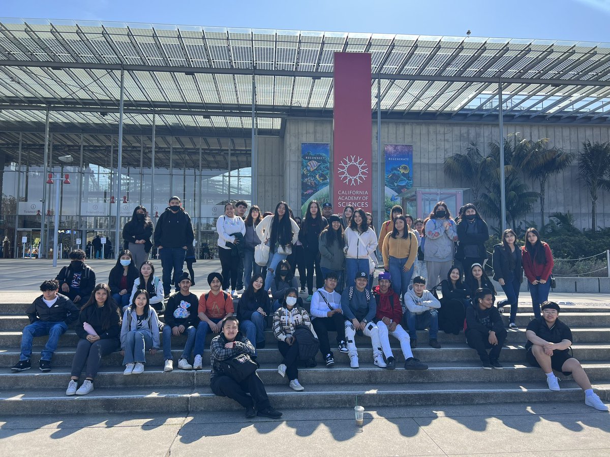 1DelToro's tweet photo. Spent my Friday chaperoning a trip to the California Academy of Science in San Francisco. Love giving students an opportunity to visit places and extend the walls of the classroom. #mhsbears #mercedbears #muhsd #wearemuhsd https://t.co/KhCf1CxL3Y