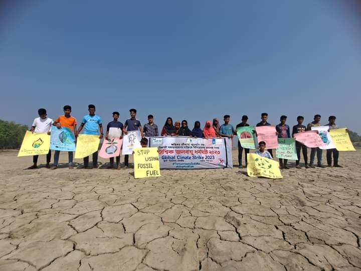 Satkhira Climate Strike 🇧🇩
#TomorrowIsTooLate #FridaysForFuture @GretaThunberg @FFFMAPA