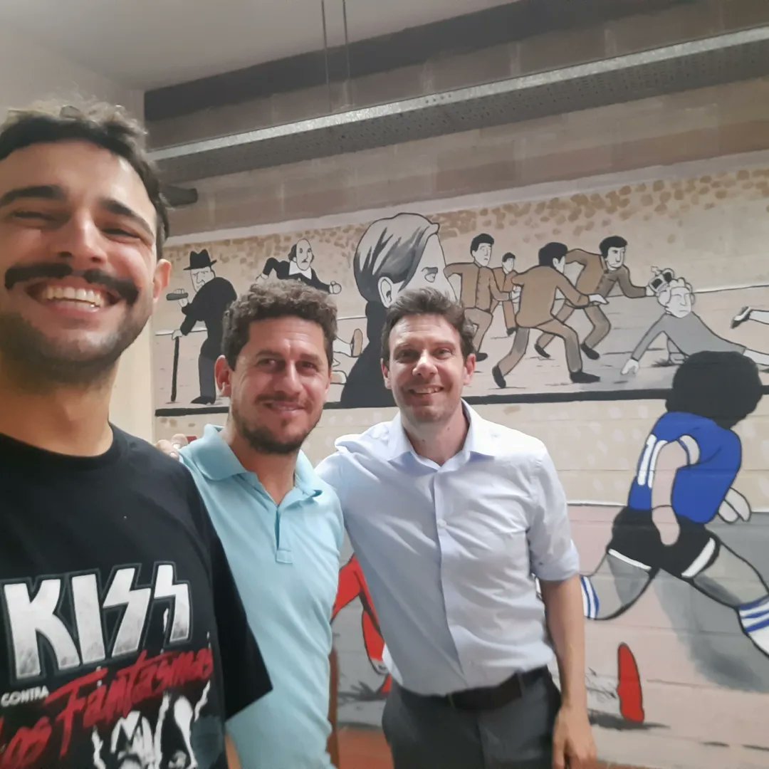 La universidad pública es, entre muchas otras cosas, reencontrarse y abrazarse con amigxs de todo el pais 😍