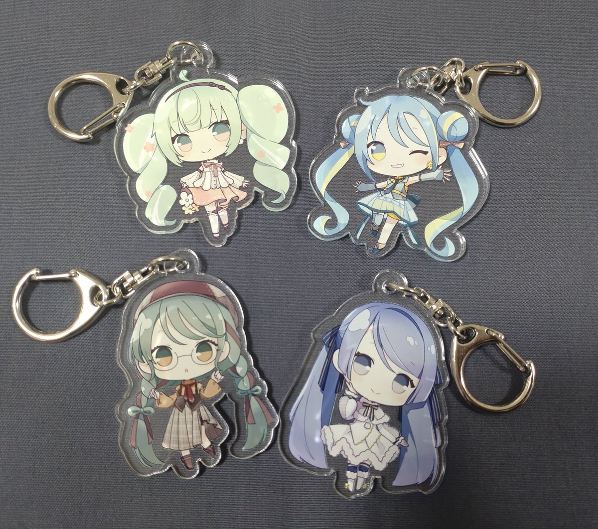 green hair multiple girls chibi blue hair 4girls twintails one eye closed  illustration images