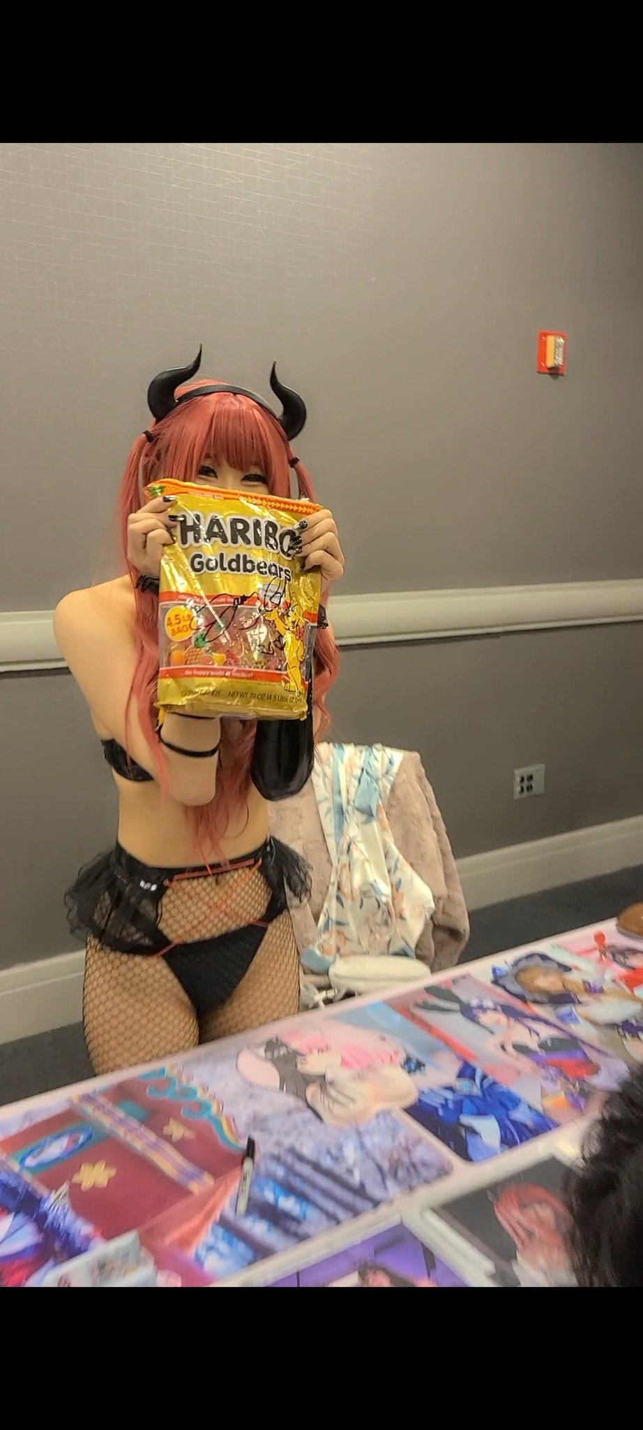 Jennybelly 🔜 waifu expo on Twitter "Today's entries for the autograph