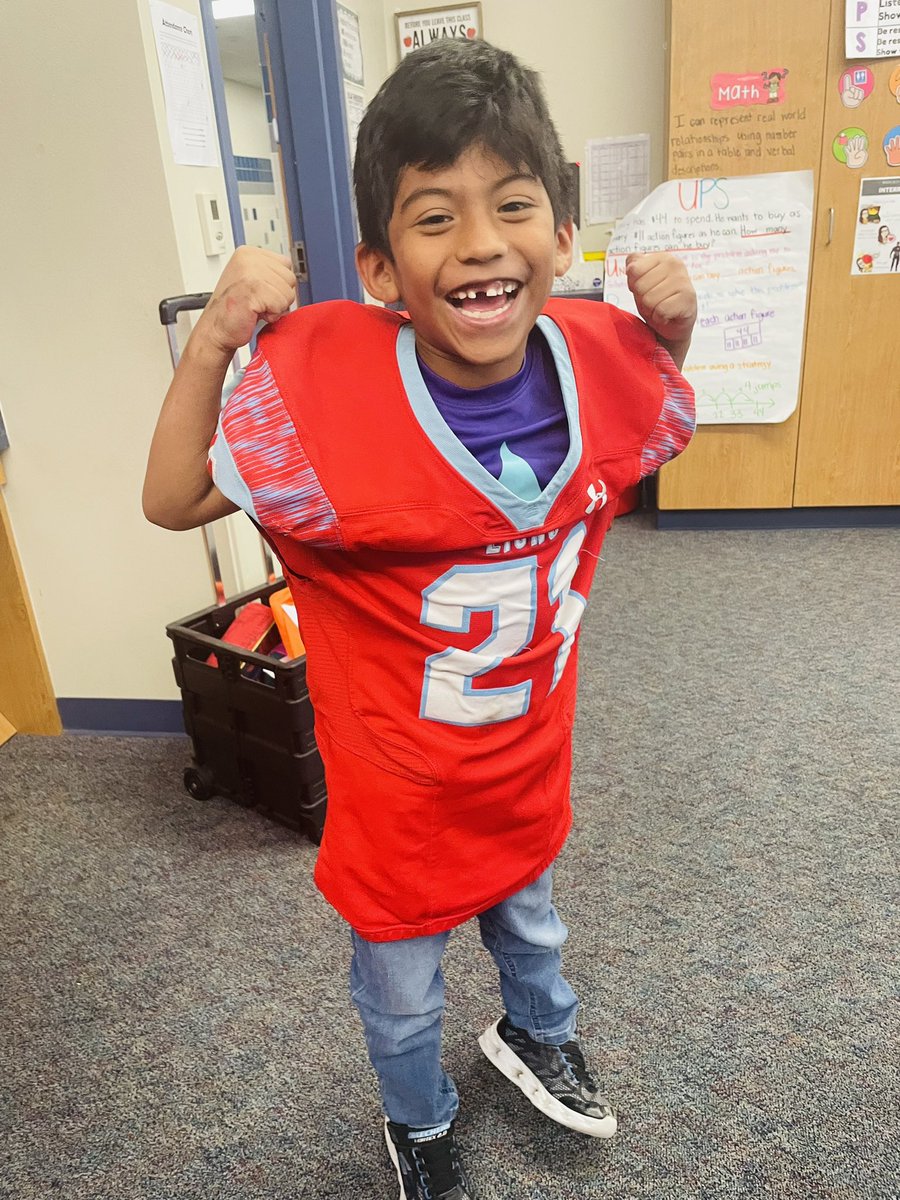 Angie Clark tweet media