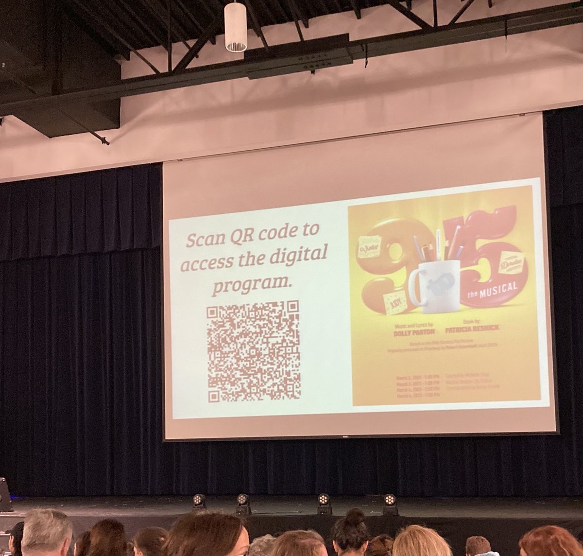 ClevelandDist7's tweet image. Page Players production 9 To 5 The Musical @wcsphs Incredible talent