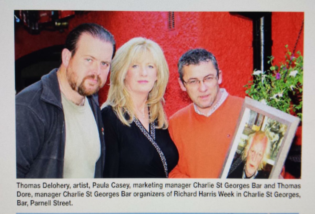 TomdeloheryJ's tweet photo. #tbt #irishpress #artistthomasdelohery Thomas Delohery #thomasdelohery @TomdeloheryJ #paulacasey & #thomasdore #richardharrisweek #charliestgeorgespub #limerick #ireland https://t.co/uxyzQin7tF