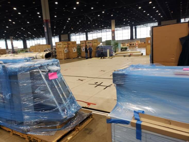 AmicusTradeshow's tweet photo. First day of set-up for the Bulbhead booth at the inspired home show at McCormick place #inspiredhomeshow https://t.co/M5PnhteNzV