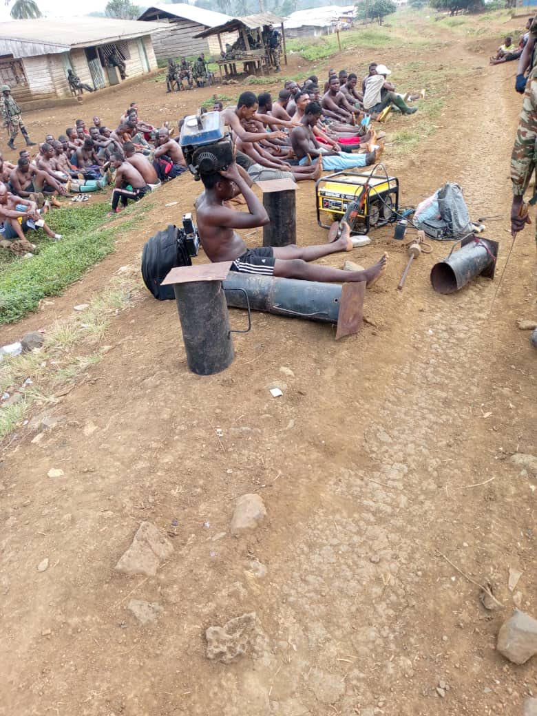 #Cameroun occupation forces in #SoutherCameroons are torturing & have summarily executed some of 96 young men rounded up at #Matoh & accused of working in an #IED factory. A lie, of course, but one they used a year ago to massacre youth in Mbonge Foe Bakundu.