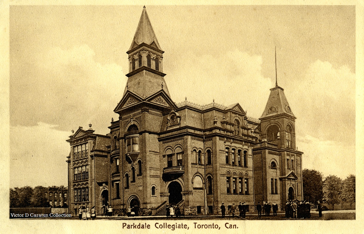 TorontoPast's tweet photo. Parkdale College ca 1900. - Postcard printed around 1910. I wonder why they tore this down for the curreng gothic inspired school building ? 
#torontopast #torontopostcard #parkdalecollegiate #parkdale #torontohistory
1m https://t.co/MhP3hmn9XO