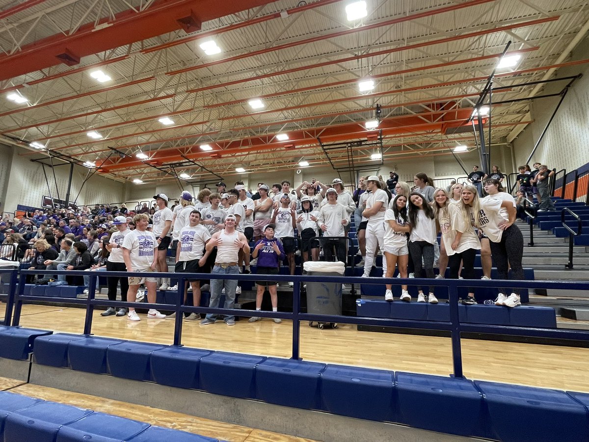The Rattlers are headed to the championship game of the regional tournament. They will play the Lipan Indians at McKinney North HS tomorrow at 1pm. #goldballchasin #snakefarm 🐍💜🏀👏🏻💪🏻