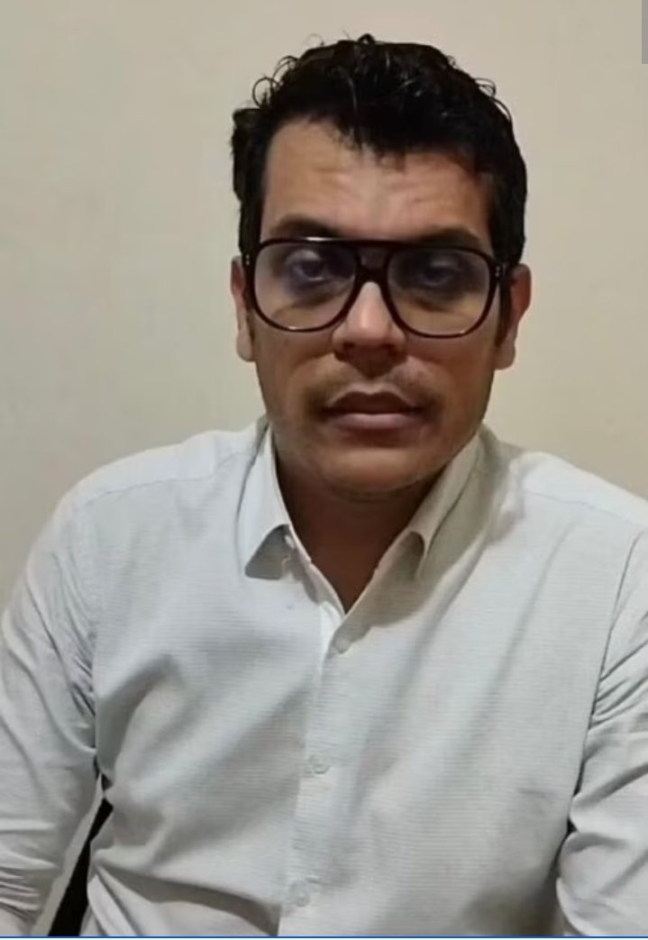 fumigador01's tweet photo. Ya conocieron a Barry, ahora les presento a Lenin Rojas locutor de la emisora OK 101 Mcbo quien también ha Sido acusado de acoso sexual a las compañeras siendo su respuesta "No Te Voy a Pagar"

Toca mostrar estos sádicos degenerados que andan jodiendo vidas por capricho

Conozcan https://t.co/FJV8CYuomx