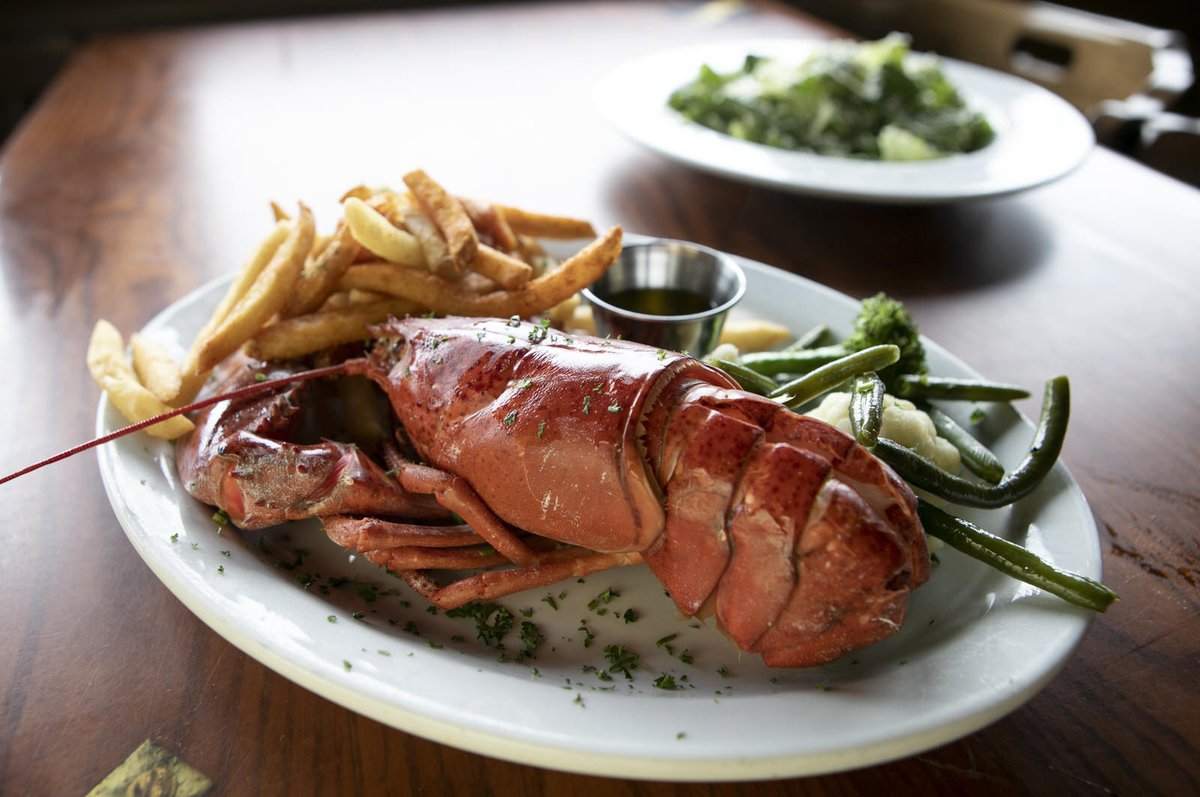 Moby Dick Restaurant tweet media