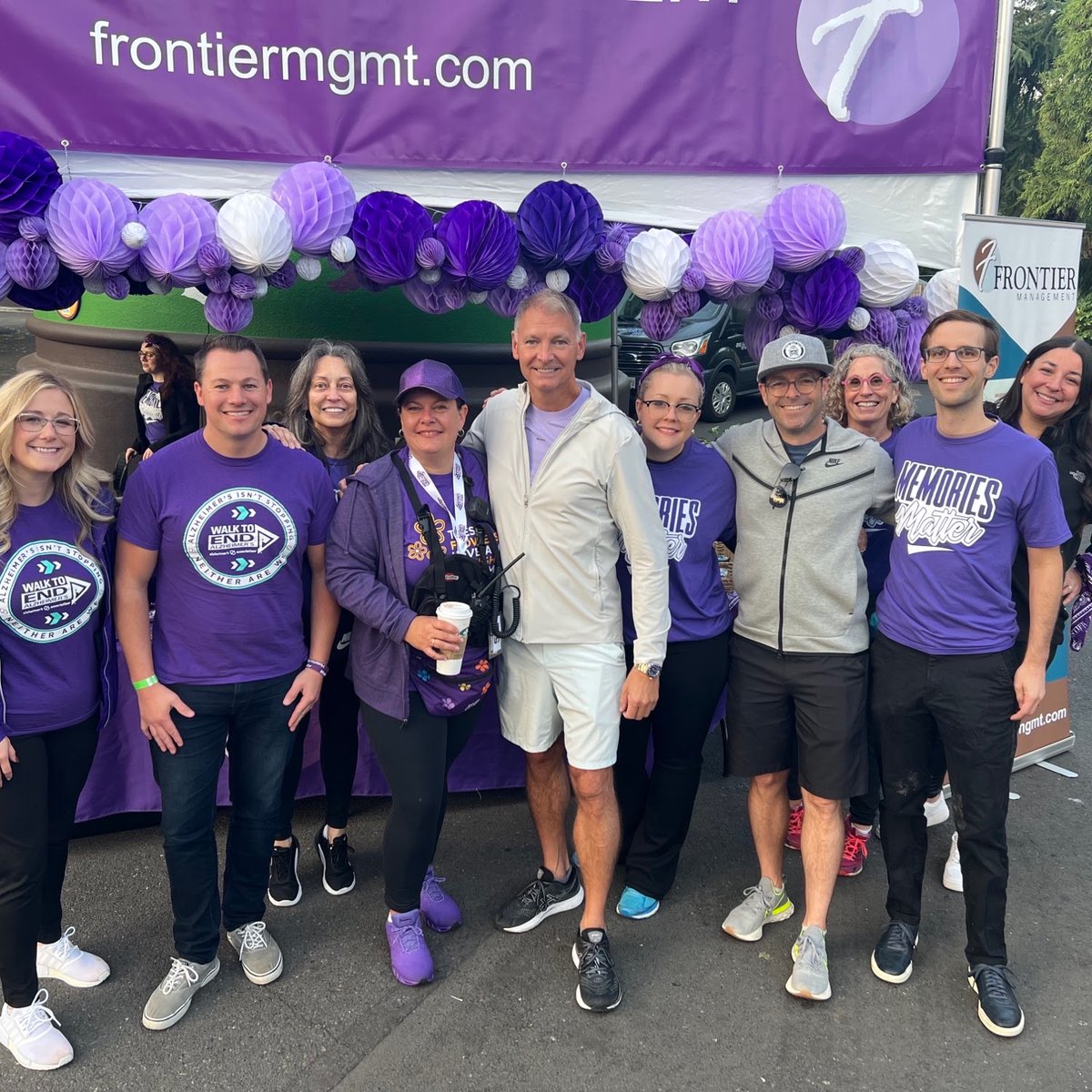 Thank you to the @FrontierManage #Walk2EndAlz Silver National Team for raising more than $143K for Alzheimer’s care, support and research, far surpassing their $100K goal. Well done, team! 🎉
