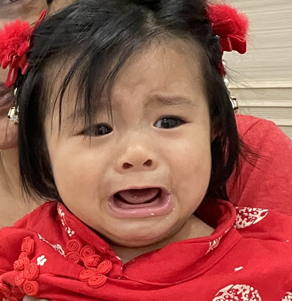 denzelmae's tweet photo. When you're still tired but have to wake
up for work https://t.co/4TGcWPIEh0