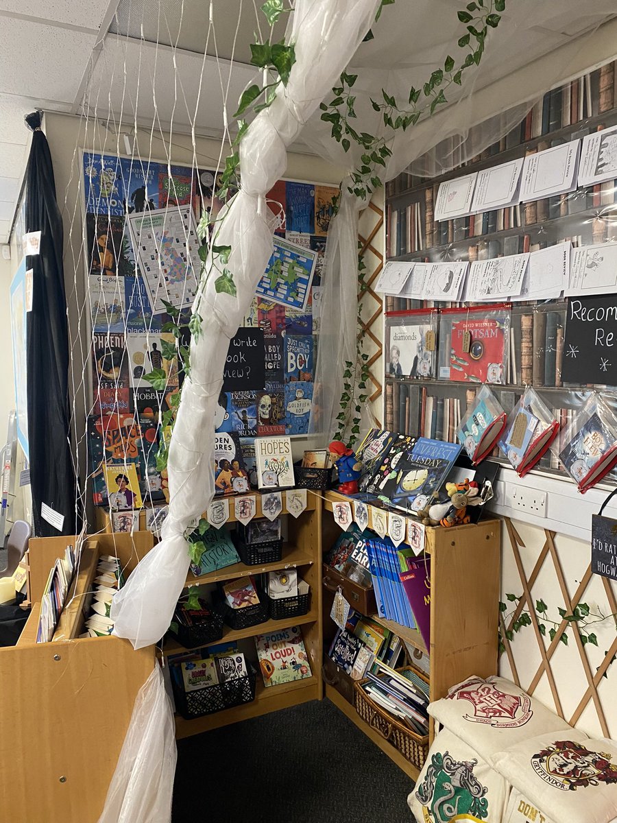 📚 Wakefield Methodist Reading Ambassadors 📚 tweet media