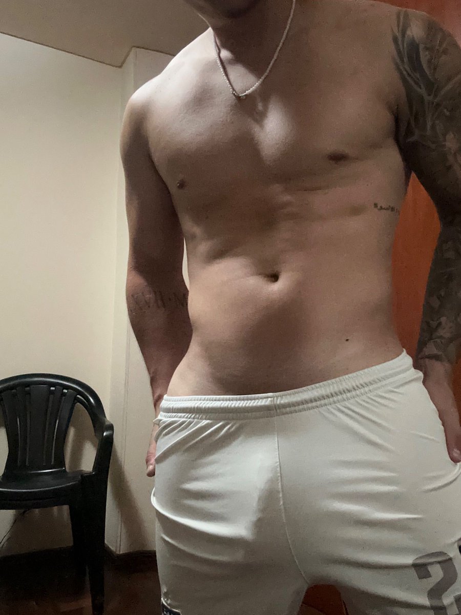 Martin_M1993's tweet photo. Después del gym 💪 https://t.co/jF2D5Dz5aG