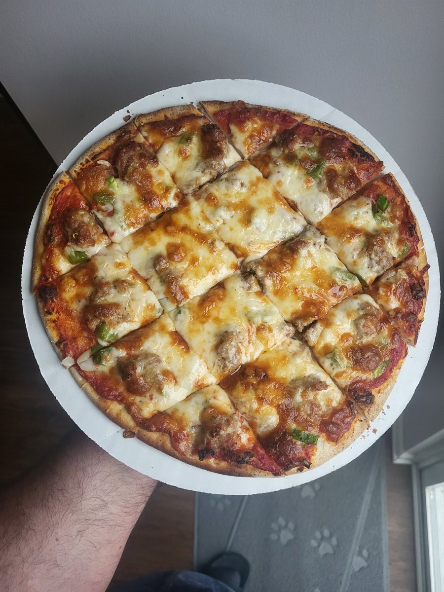 Have you tried my thin crust recipe? Super crispy crust, rich dough flavor.  chicagojohnnys.com/pages/chicago-… <a href="/ChiTribFood/">Chicago Tribune Food & Dining</a> <a href="/ActionBronson/">*JOHANN SEBASTIAN BACHLAVA THE DOCTOR*</a> let's pizza party