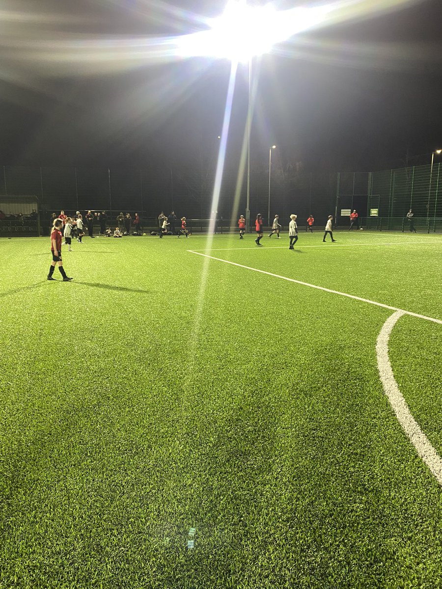 Another busy night with the <a href="/Cymru/">Wales 🏴󠁧󠁢󠁷󠁬󠁳󠁿</a> North Regional Girls 12s with a game against <a href="/CefnDruids/">Cefn Druids FC</a> 👍🏻 Great to see the development 🤜🏴󠁧󠁢󠁷󠁬󠁳󠁿⚽️