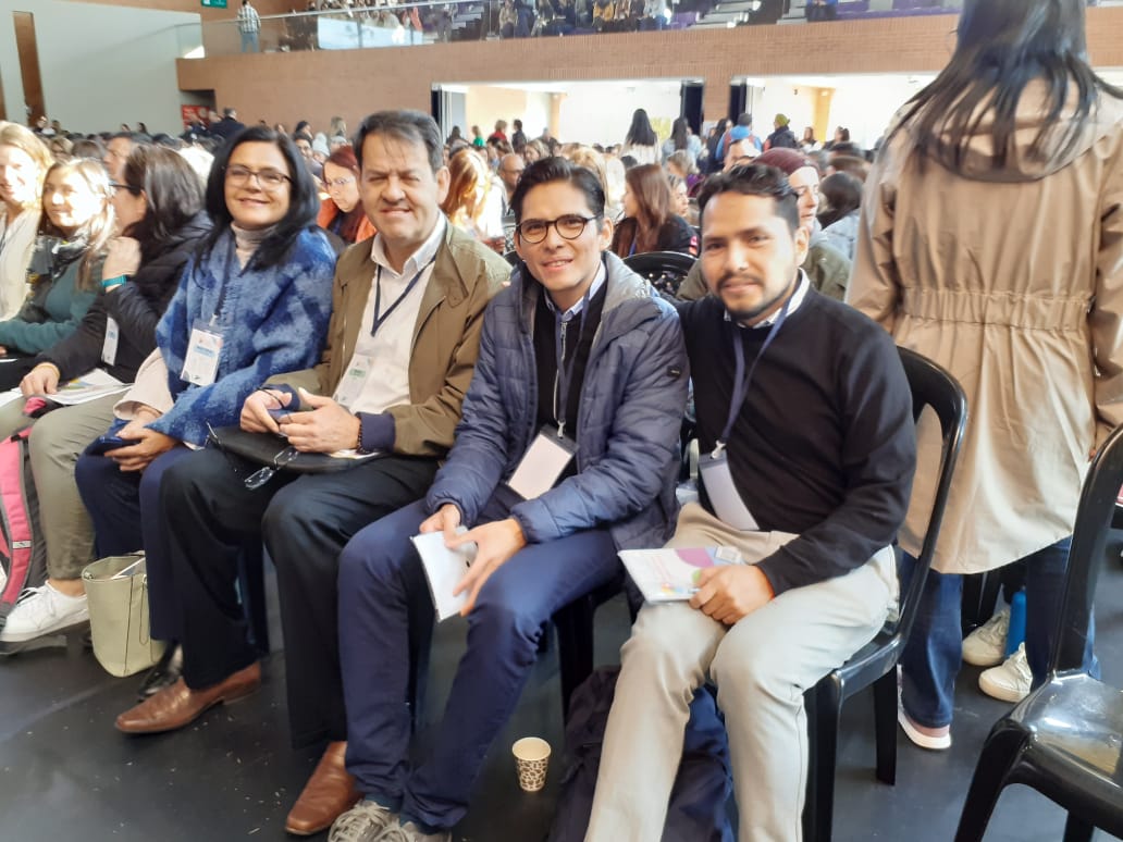 Hace unos días <a href="/Proyed/">Proyecto Educativo</a> y <a href="/EduPlena/">EduPlena</a> estuvieron presentes en XVII Foro de Profesores UCB (Unión de Colegios Bilingües)  "Wellness for new times". compartiendo su experiencia con SEE Learning <3 "Educando el Corazón &amp; la Mente"