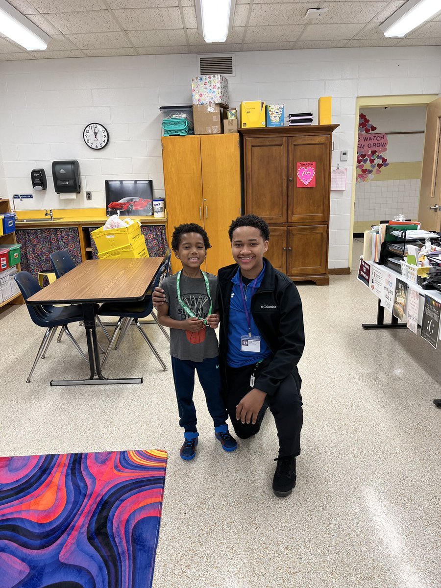 Kelly Foster tweet media