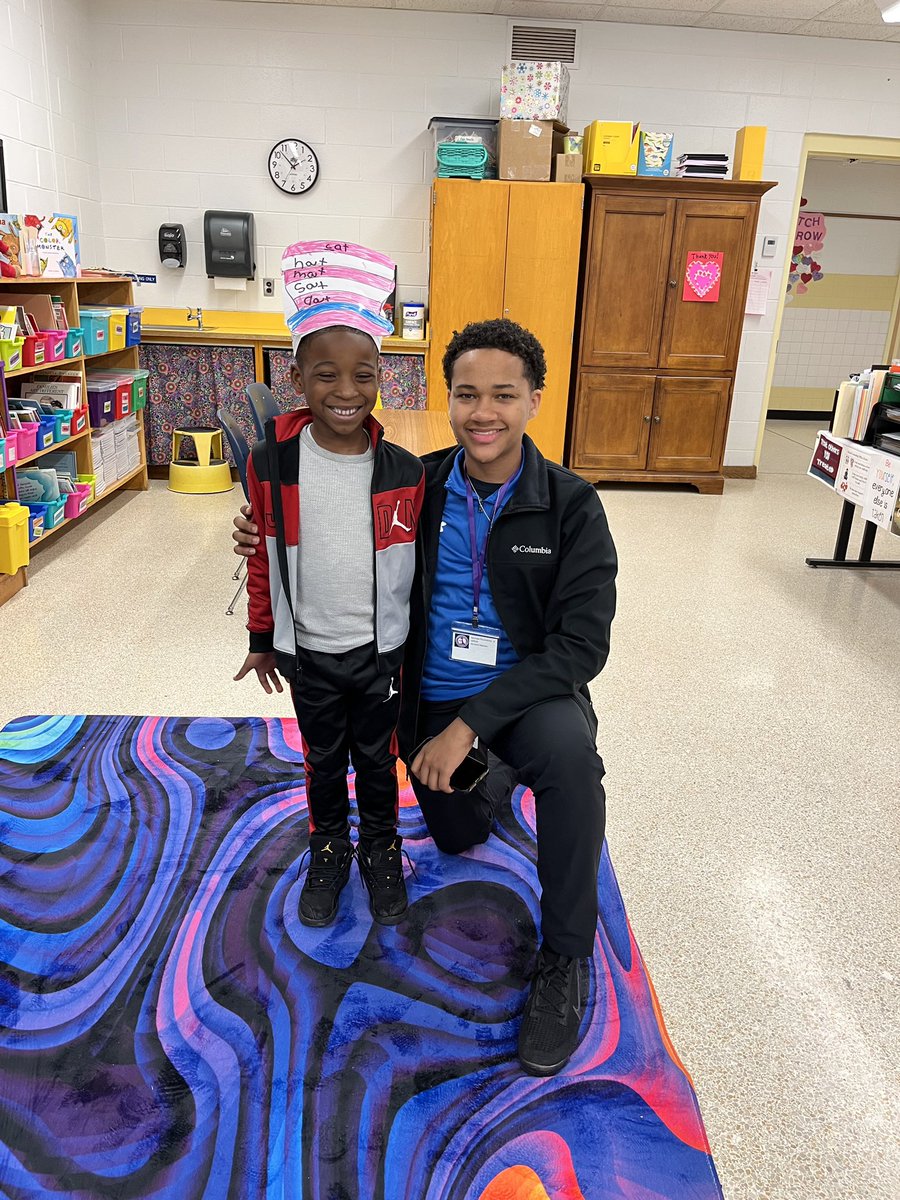 Kelly Foster tweet media