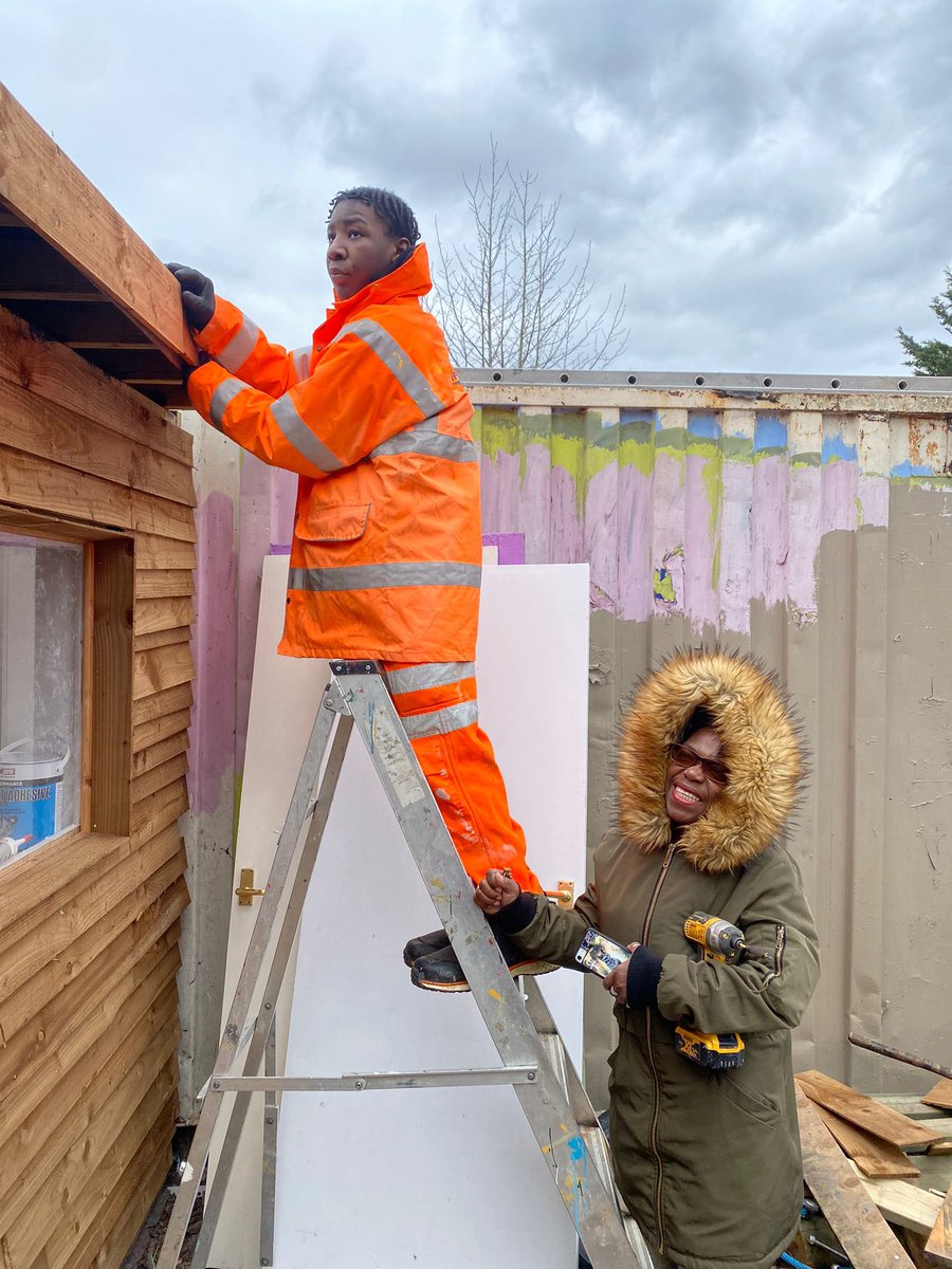 HaringeyLP's tweet photo. JJ got stuck into every activity at Somerford Grove today. We’re really proud to see him developing new skills, building his confidence & contributing to our local community. @HarPAofficial #CommunityGold #ThisIsAP https://t.co/2QwGJgcuVd