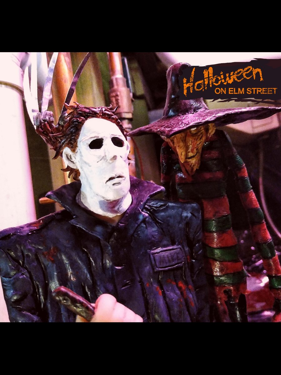 illproxy's tweet image. #FanArtFriday Halloween on Elm St. @skottieyoung style, Happy B-day Skottie!!

#halloween #anightmareonelmstreet #skottieyoung #illproxy #horror #sculptures #sculptor #horrorart #Freddy #MichaelMyers #versus #ArtistOnTwitter