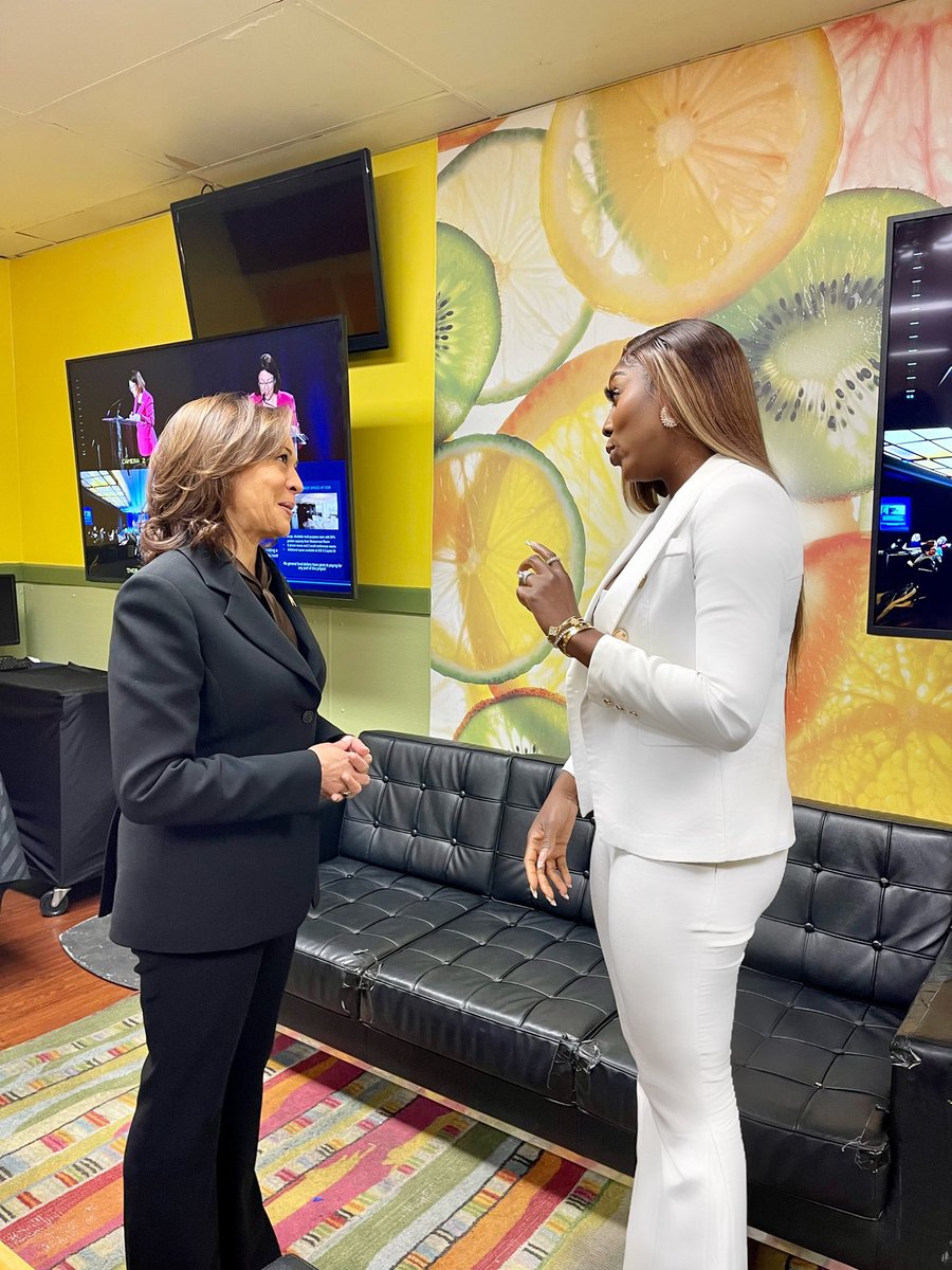 What a great way to close out the week. Thank you, Vice President. 🤍 #RHOP