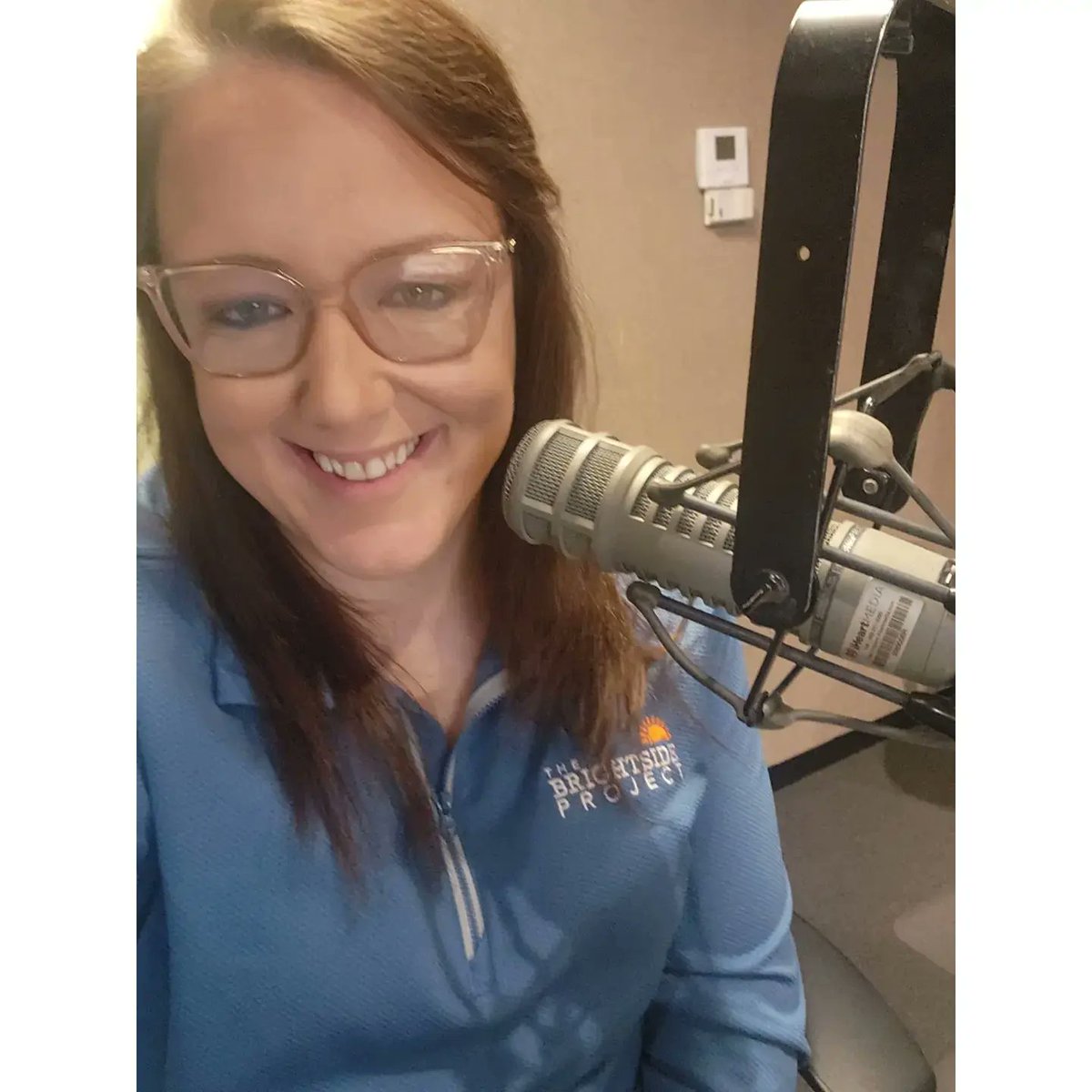 BrightsideOhio's tweet photo. Thank you Gary Rivers with Mix 98.9 Youngstown for having Lisa on today to talk about Brightside and what we're doing for children in Columbiana County and the folks in East Palestine!
#bethebrightside 🌞💙🧡
#millenialsrule 😁 https://t.co/lgjpVRqjsM