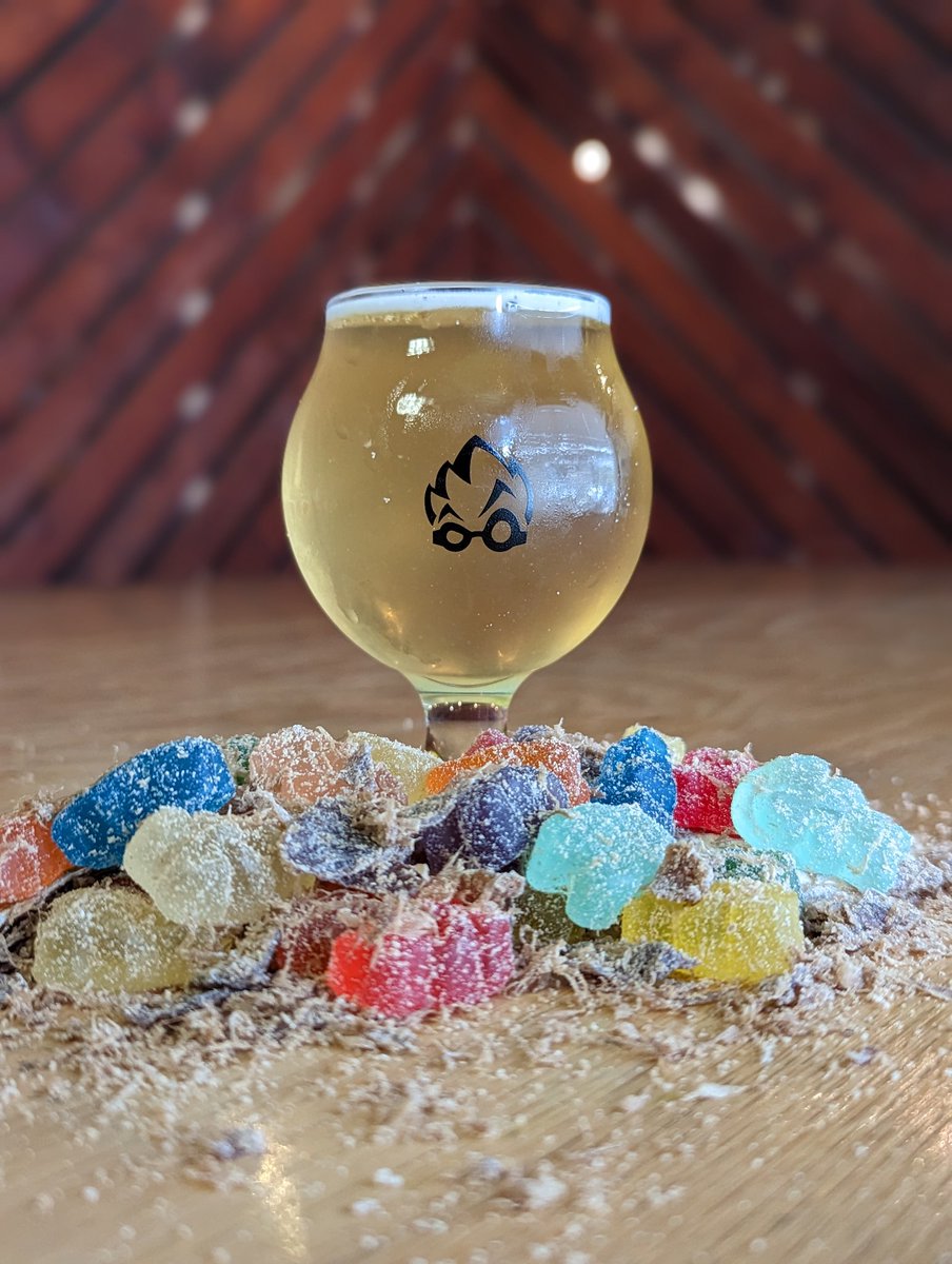 New On Tap:
OTHER BEARS, Kombucha
A blend of our kombucha brewed with gummy bears and dried lemon peels.  Same booch, different bears.
#LivePonoDrinkOno #BecauseBeerLab #Kombucha