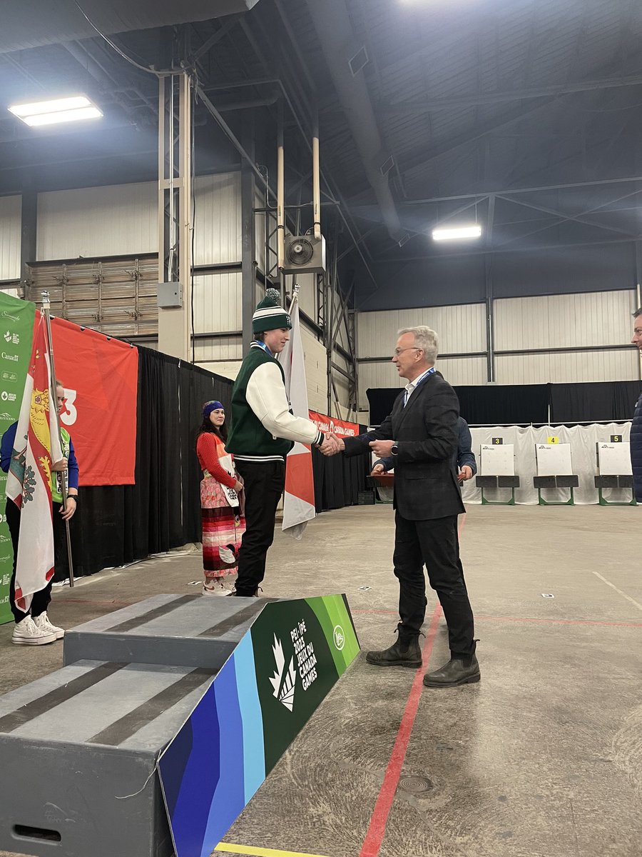 🥉Medal Alert!🥉

After presenting dozens of medals….finally, one for PEI. I am so happy to be part of this proud moment for Arden Hopkin.

Congratulations on your bronze medal in archery! 🏹 

#pei
#canadagames2023