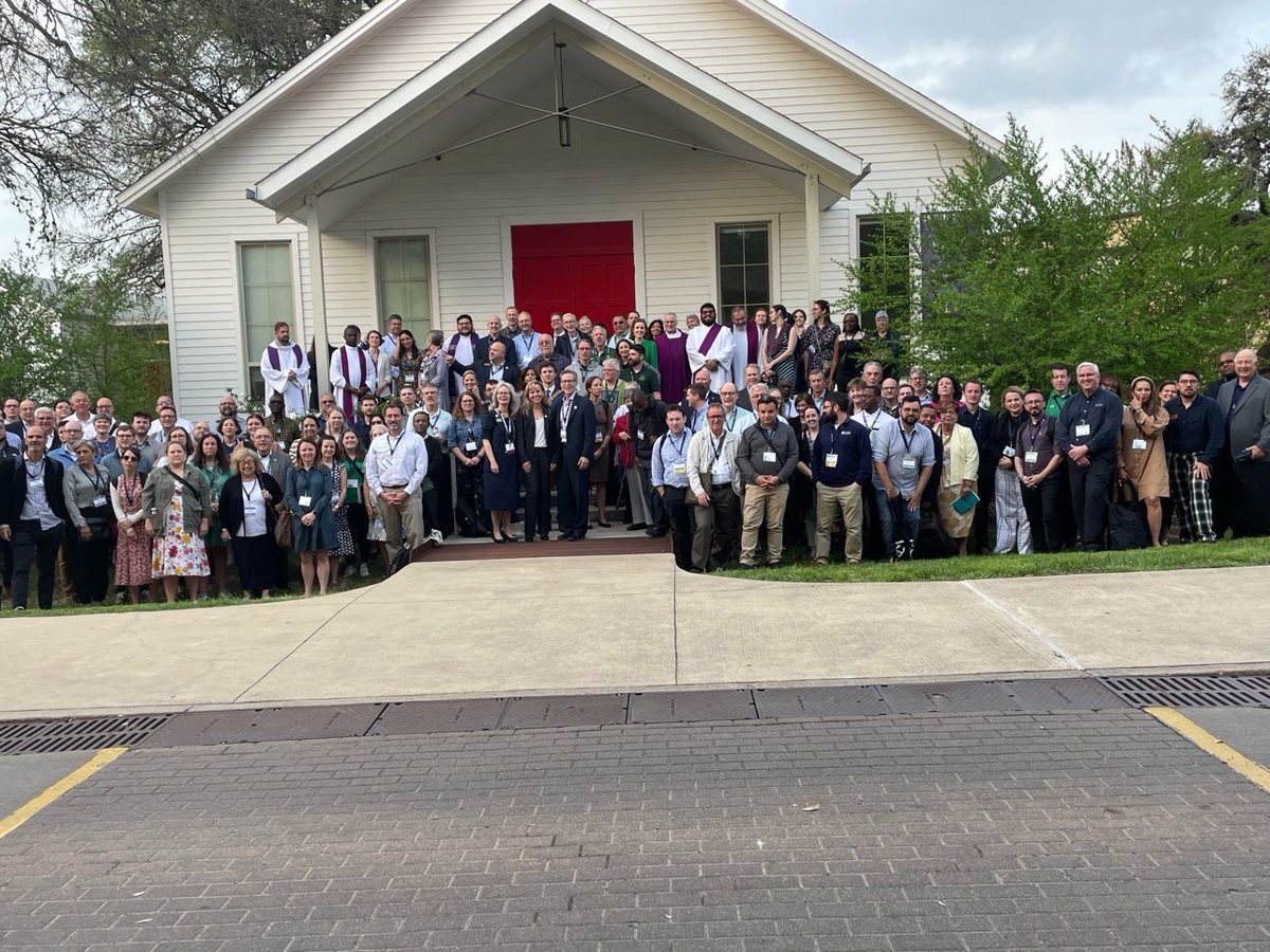 SamLagana's tweet image. Thrilled to be in community with our Holy Cross communities of C.S.C. Thank you @HCInstituteSEU for a solid convocation 2023.  #BeFamily #HopeToBring