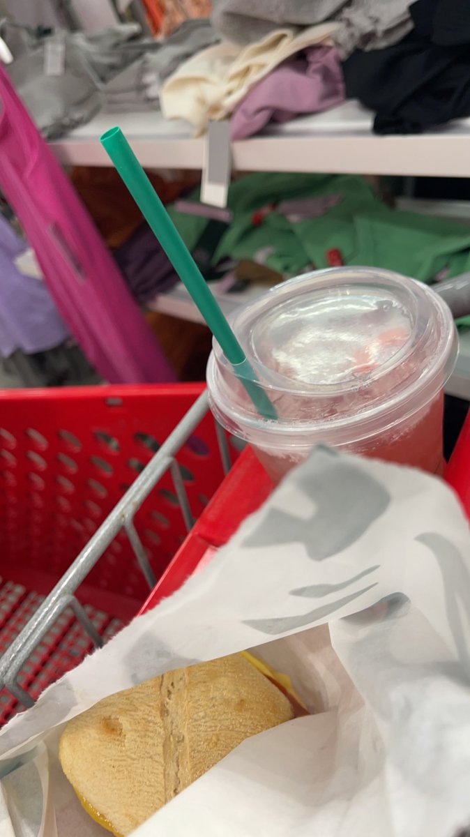 Pancakem3atz_'s tweet image. #basicbitching @Target @Starbucks