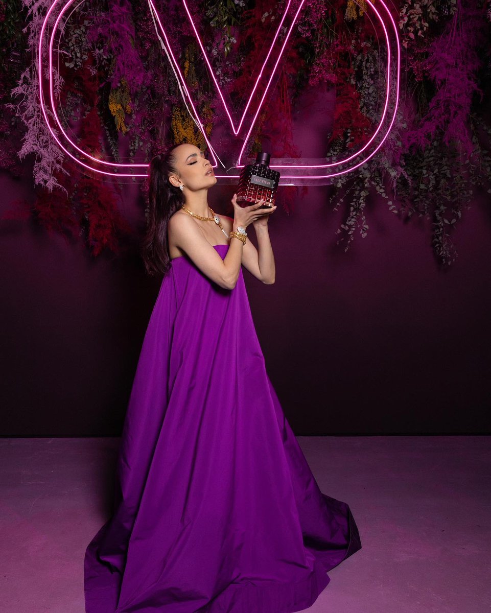 “Beauty is a love choice. Love for yourself, for your uniqueness, for your identity. Beauty means love and love is beauty.”- Pierpaolo Piccioli

Thrilled to be a brand ambassador for Valentino Beauty💜