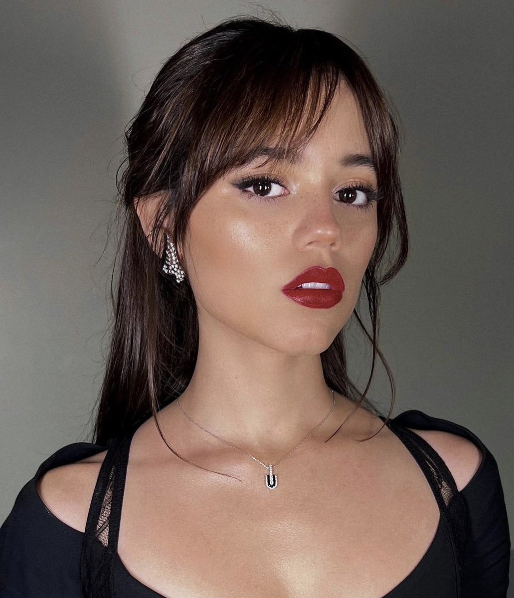 poptime's tweet photo. 🚨 Jenna Ortega fará sua estreia na Marvel Studios em 2024, interpretando a “Tigresa Branca”, na série “Daredevil: Born Again”. Ansiosos? https://t.co/RrEm3Xj6yY