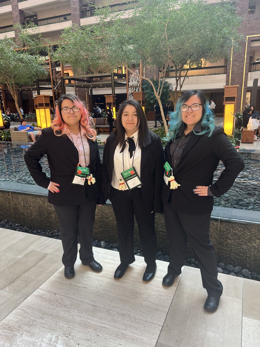 VeroCasiano's tweet photo. Wishing Sofia, Natalie and Gabby best of luck at their competitions! @JFKennedyHighS @EricMar10422150 @mandykf @Christopher40_ https://t.co/E5vwbQjJjL
