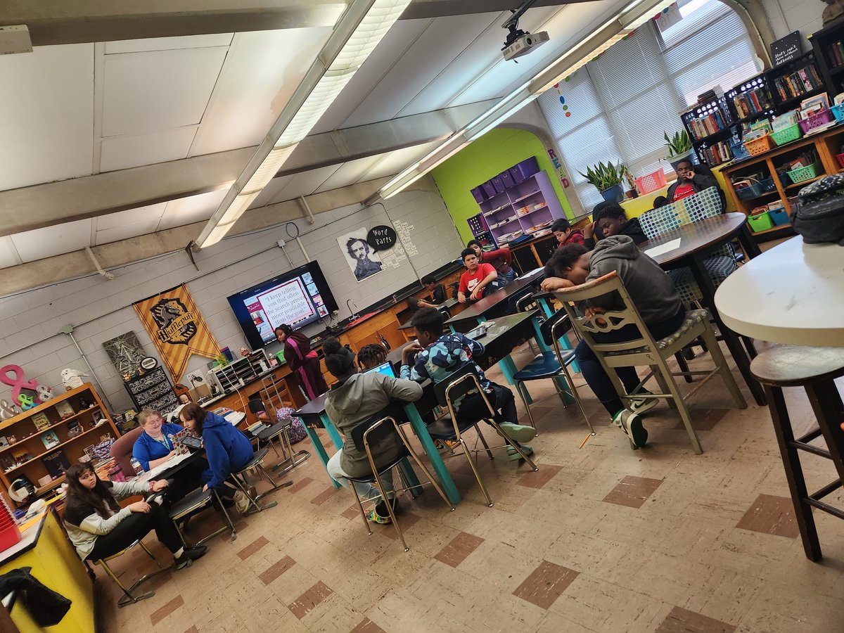 Expectations are high! Friday afternoon 10 mins before dismissal and we are still in full swing! #knoxstrong